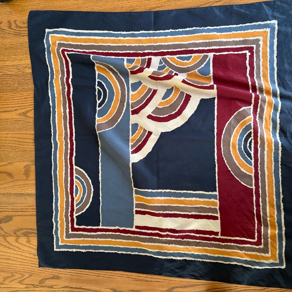 Geometric Patterned Scarf